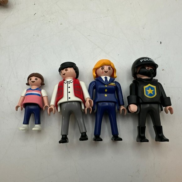 Playmobil Geobra Figures People Characters Collectibles 16 pieces Vintage 1990s - Picture 3 of 11